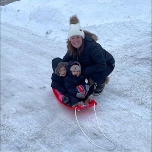 Meet your Posher, Danielle